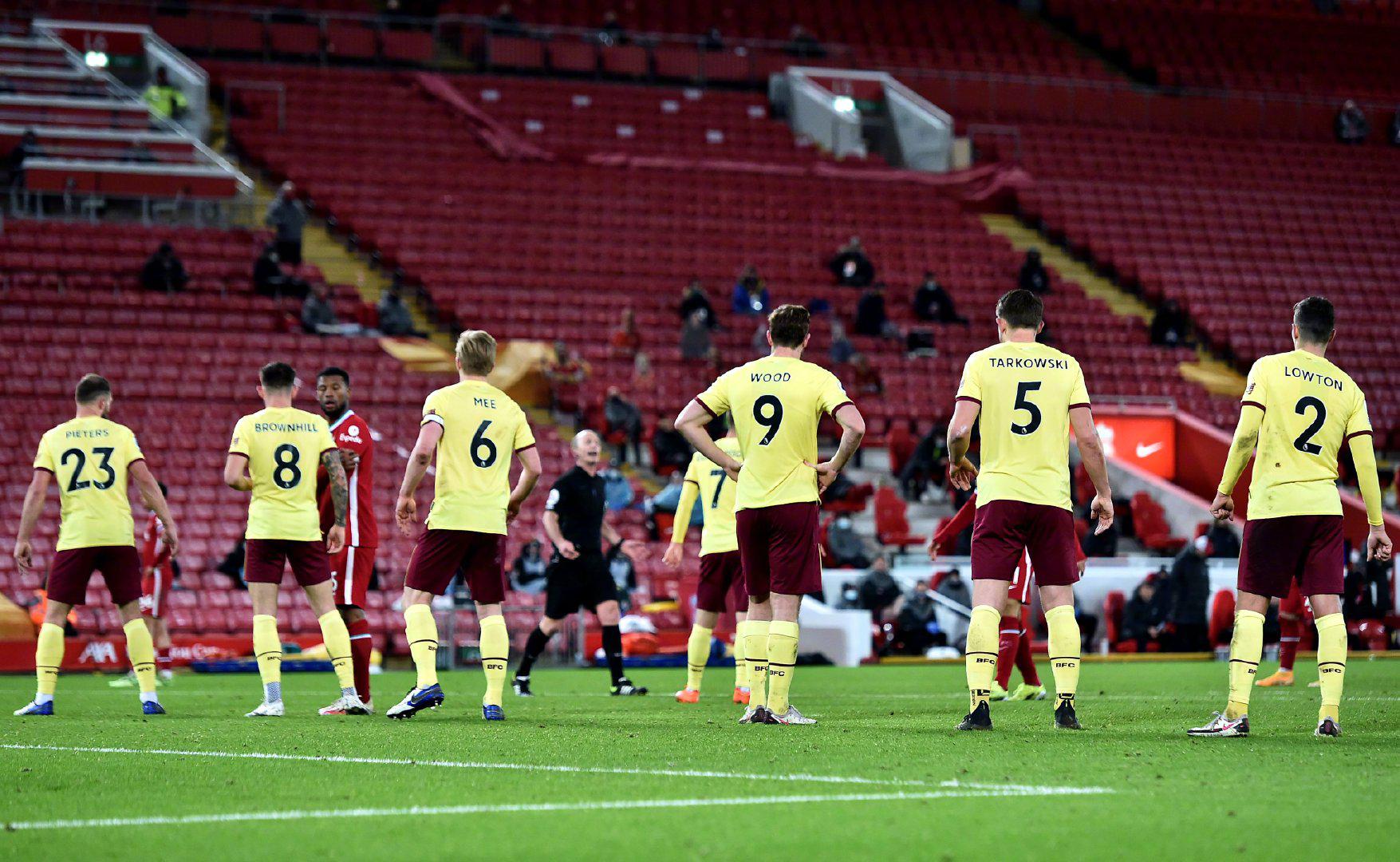 包括哈里 包括哈里