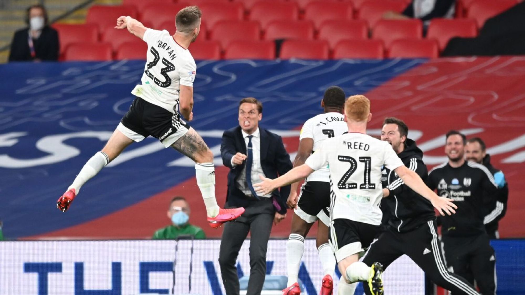 极大地推动 极大地推动